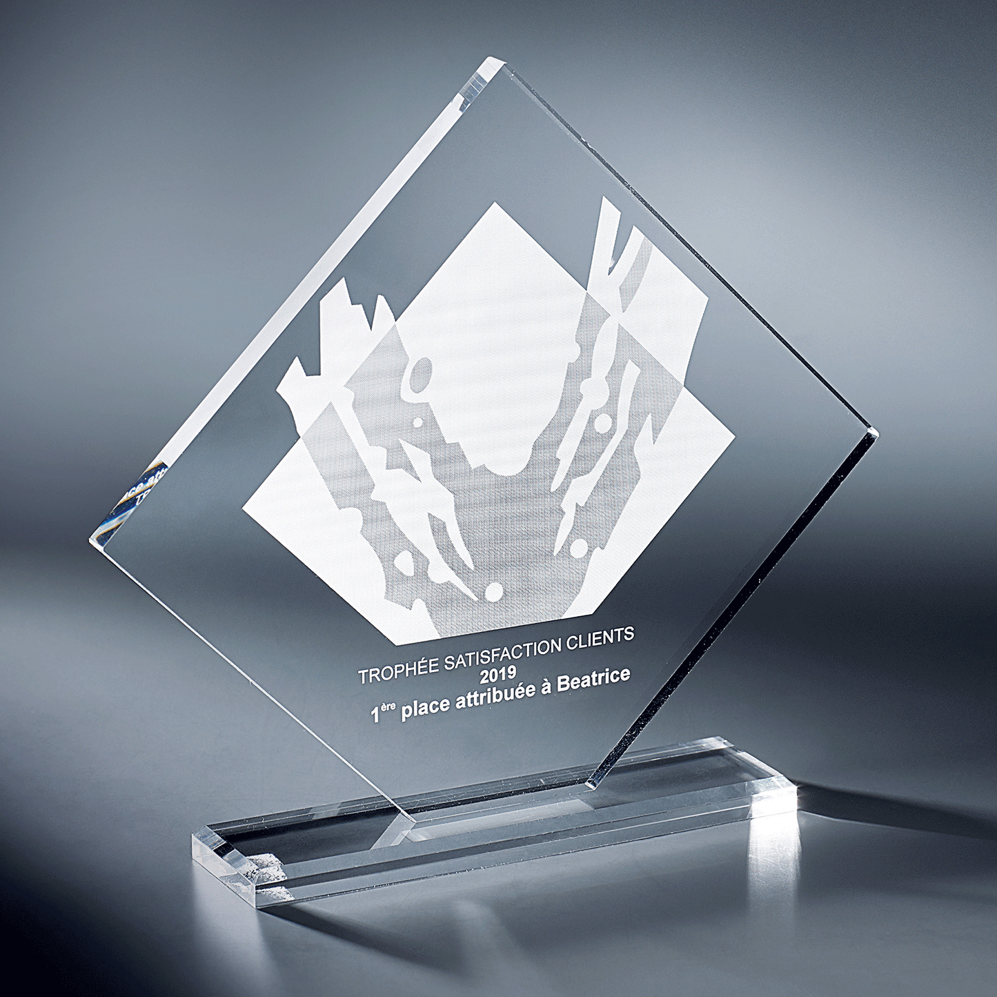 TROPHÉE RÉF PL074B